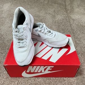 Nike  Air Max 1 Ultra 20-881104100